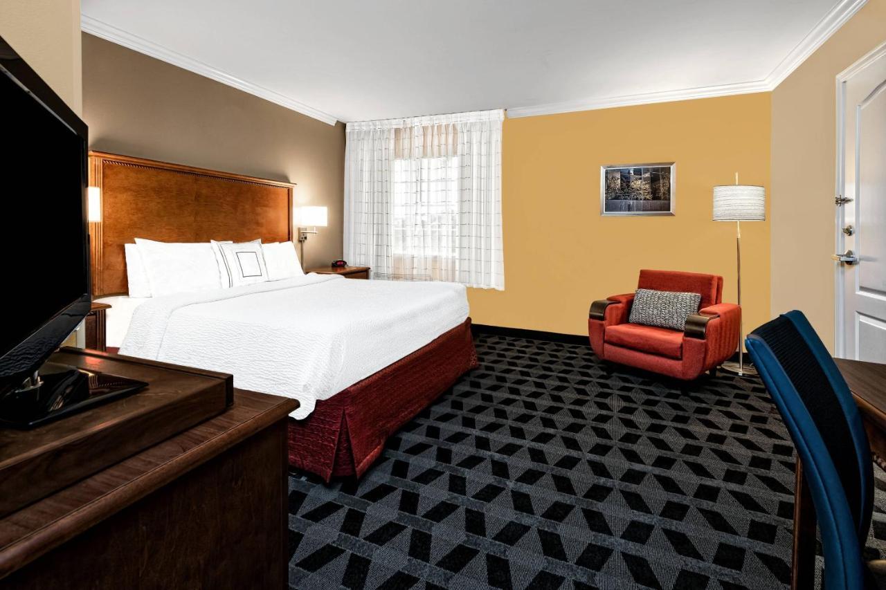 Towneplace Suites By Marriott San Antonio Northwest Экстерьер фото